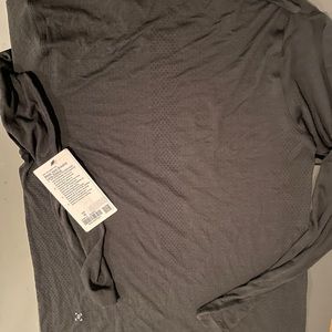 Men’s Lululemon Metal Vent Tech Long Sleeve MWT SIZE medium